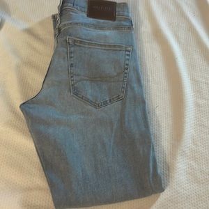 Hollister slim straight jeans   29W x 30L